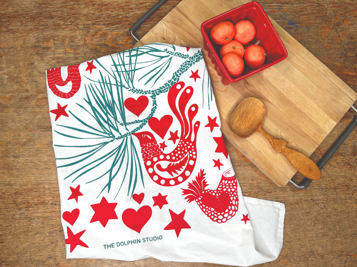 Holiday Doves Flour Sack Kitchen Towel (Single)